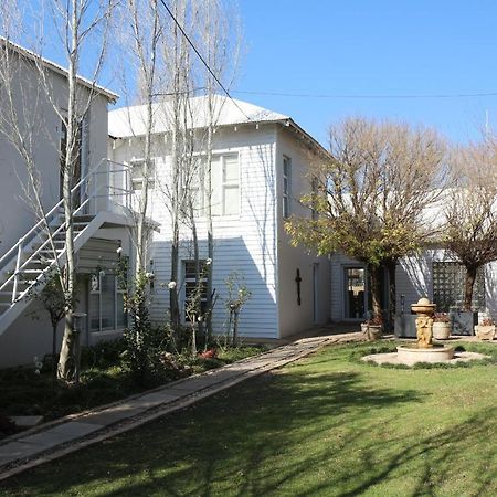 Indigo Moon Guesthouse Лихтенбург Экстерьер фото